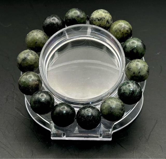 天然翡翠 大玉 オリーブグリーンブレスレット 約14mm玉 内径約16〜16.5cm管理番号14-B < 男性アクセサリー/時計  天然翡翠 大玉 オリーブグリーンブレスレット 約14mm玉 内径約16〜16.5cm管理番号14-B  < 男性アクセサリー/時計の