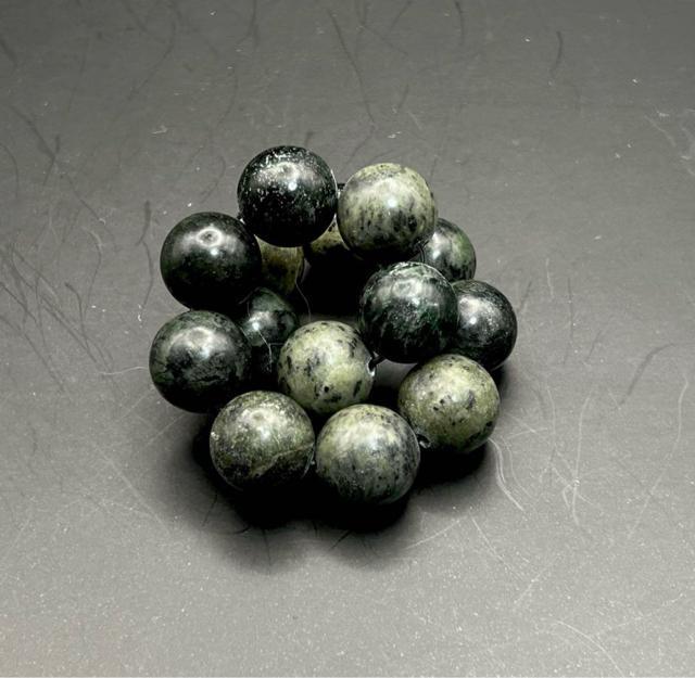 天然翡翠 大玉 オリーブグリーンブレスレット 約14mm玉 内径約16〜16.5cm管理番号14-B < 男性アクセサリー/時計  天然翡翠 大玉 オリーブグリーンブレスレット 約14mm玉 内径約16〜16.5cm管理番号14-B < 男性アクセサリー/時計の