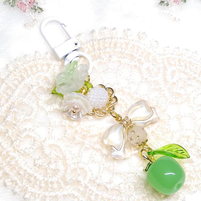 ハンドメイド☆キーホルダー☆青リンゴ < 女性ファッション ハンドメイド☆キーホルダー☆青リンゴ < 女性ファッションの