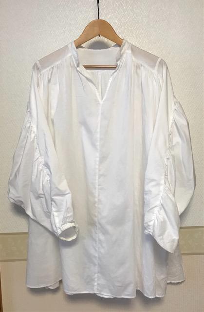 KBF+アーバンリサーチ ふんわりブラウス 白 < ブランド  KBF+アーバンリサーチ ふんわりブラウス 白 < ブランドの