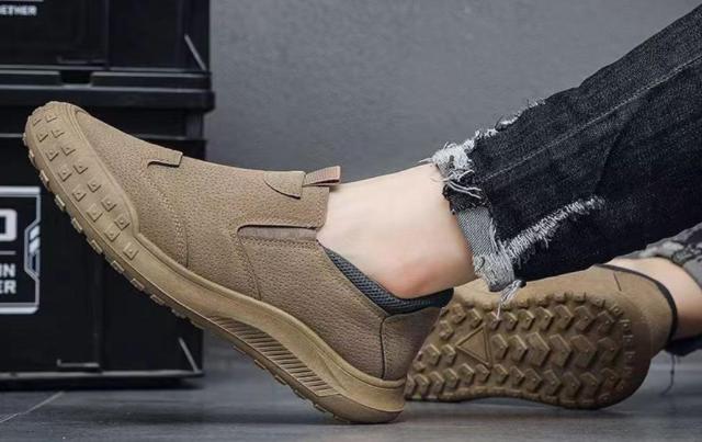 スニーカー メンズ スエード風 スリッポン フラット ブラック ベージュ 26cm 26.5cm < 男性ファッション スニーカー メンズ スエード風 スリッポン フラット ブラック ベージュ 26cm 26.5cm < 男性ファッションの