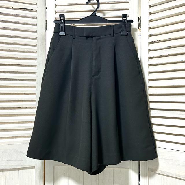 美品 nano universe ナノユニバース タックキュロットパンツ 36 < ブランド  美品 nano universe ナノユニバース タックキュロットパンツ 36 < ブランドの