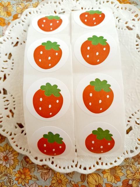 お裾分け☆苺のシール8枚☆ < インテリア/ライフ お裾分け☆苺のシール8枚☆ < インテリア/ライフの