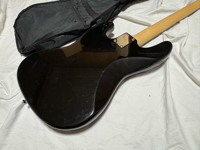 Legend エレキベース JB タイプ ソフトケース付き良品1916-01-1 < ホビー Legend エレキベース JB タイプ ソフトケース付き良品1916-01-1 < ホビーの