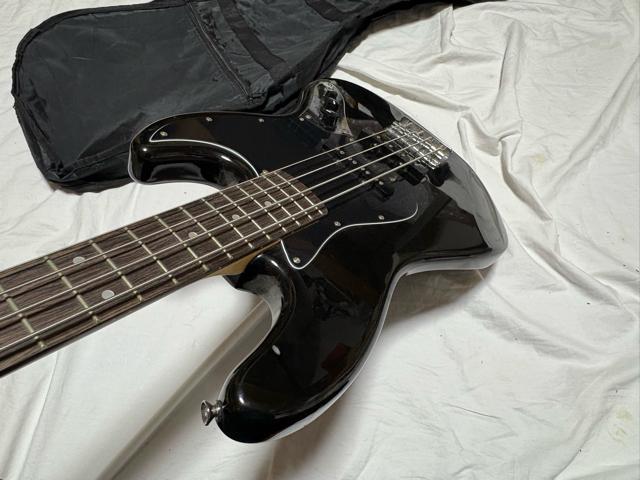 Legend エレキベース JB タイプ ソフトケース付き良品1916-01-1 < ホビー Legend エレキベース JB タイプ ソフトケース付き良品1916-01-1 < ホビーの