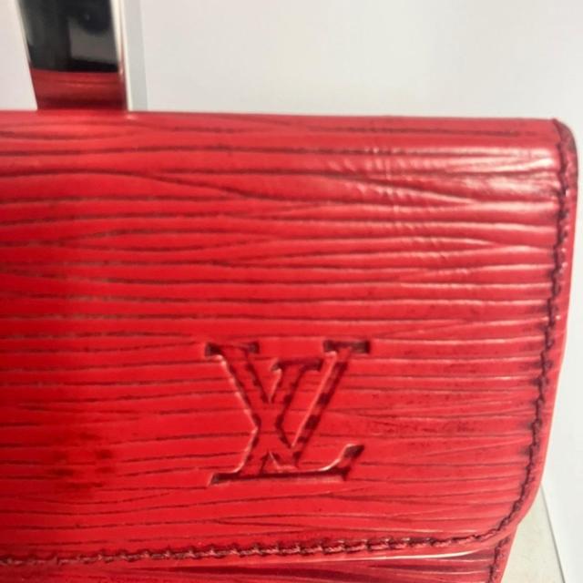 LOUIS VUITTON ルイヴィトン キーケース ミュルティクレ4 エピ 赤 < ブランド LOUIS VUITTON ルイヴィトン キーケース ミュルティクレ4 エピ 赤 < ブランドの
