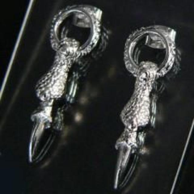 《New》<プラチナ>ワイルド★ダイナソーアーム ピアス < 男性アクセサリー/時計  《New》<プラチナ>ワイルド★ダイナソーアーム ピアス < 男性アクセサリー/時計の