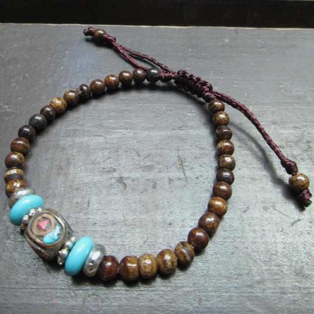 真鍮装飾ビーズxボーンビーズ紐編みブレスレット*3 < 男性アクセサリー/時計 真鍮装飾ビーズxボーンビーズ紐編みブレスレット*3 < 男性アクセサリー/時計の