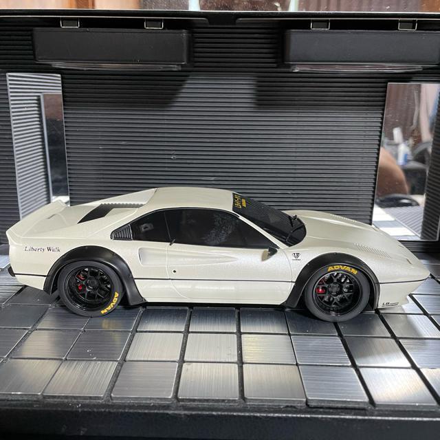 未展示品GTスピリット1/18 フェラーリ308GTB LBワークス400台限定 < ホビー  未展示品GTスピリット1/18 フェラーリ308GTB LBワークス400台限定 < ホビーの
