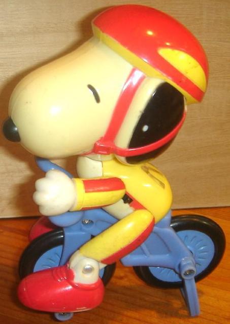 スヌーピー SNOOPY マクドナルド マック トーイ フィギュア セット < ホビー  スヌーピー SNOOPY マクドナルド マック トーイ フィギュア セット < ホビーの
