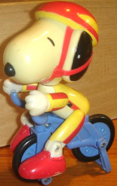 スヌーピー SNOOPY マクドナルド マック トーイ フィギュア セット < ホビー  スヌーピー SNOOPY マクドナルド マック トーイ フィギュア セット < ホビーの