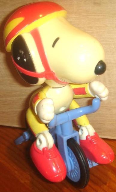 スヌーピー SNOOPY マクドナルド マック トーイ フィギュア セット < ホビー  スヌーピー SNOOPY マクドナルド マック トーイ フィギュア セット < ホビーの