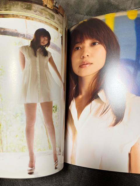 タンス整理品 送料込み 書籍 長崎真友子さん写真集 < 本/雑誌  タンス整理品 送料込み 書籍 長崎真友子さん写真集 < 本/雑誌の