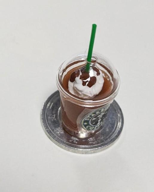 ミニチュア★スターバックス★チョコレート★フラペチーノ★シルバニアやリカちゃんハウスにも★ドールハウスに★プチサイズ★ < おもちゃ  ミニチュア★スターバックス★チョコレート★フラペチーノ★シルバニアやリカちゃんハウスにも★ドールハウスに★プチサイズ★ < おもちゃの