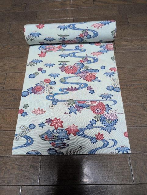 ���g�p�A�����A���ځA���F�ɕ� 