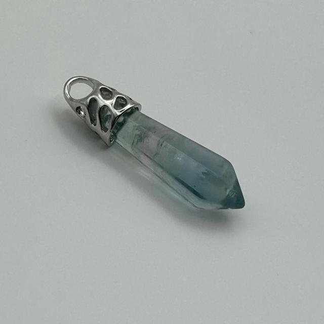 天然石 フローライト ペンダントトップ 管理番号@ < 女性アクセサリー/時計  天然石 フローライト ペンダントトップ 管理番号@  < 女性アクセサリー/時計の