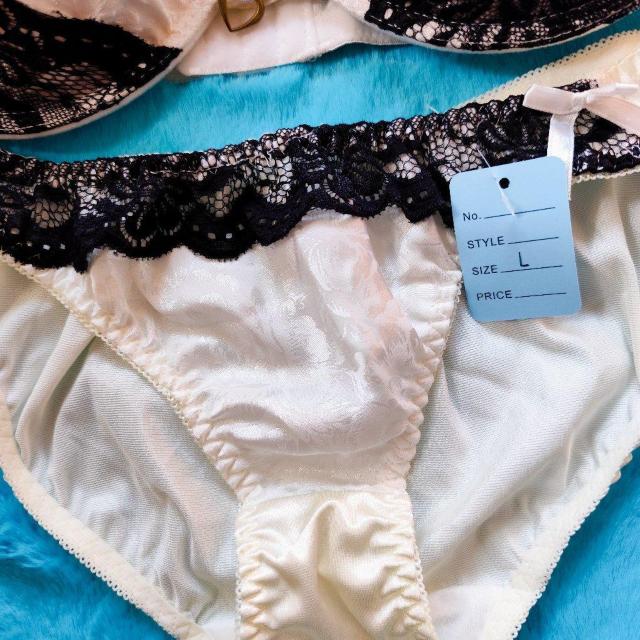 ブラックレースがエロcute。。。F80×L。。ジャガード柄ブラジャー&ショーツセット。。大きいサイズグラマー。。 < 女性ファッション  ブラックレースがエロcute。。。F80×L。。ジャガード柄ブラジャー&ショーツセット。。大きいサイズグラマー。。 < 女性ファッションの
