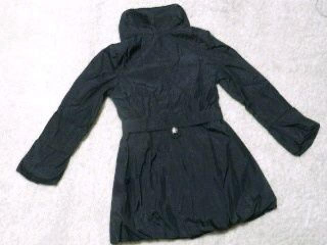 暖かい♪キラキラベルト付 Aライン バルーントレンチコート ブラック < 女性ファッション 暖かい♪キラキラベルト付 Aライン バルーントレンチコート ブラック < 女性ファッションの