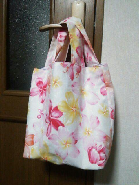 ハンドメイド 花柄   太めの持ち手 トート < ペット/手芸/園芸  ハンドメイド 花柄   太めの持ち手 トート  < ペット/手芸/園芸の