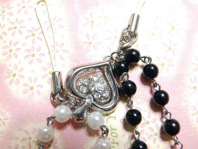 LOVE.二人の愛 ビーズ《ハート&スペード》ペア携帯ストラップ < 家電/AV LOVE.二人の愛 ビーズ《ハート&スペード》ペア携帯ストラップ < 家電/AVの