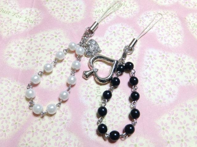 LOVE.二人の愛 ビーズ《ハート&スペード》ペア携帯ストラップ < 家電/AV LOVE.二人の愛 ビーズ《ハート&スペード》ペア携帯ストラップ < 家電/AVの