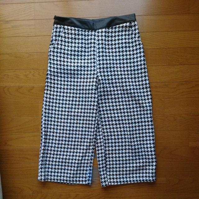ガウチョパンツ L◇黒白 千鳥格子◇韓国製◇中古美品  < 女性ファッション  ガウチョパンツ L◇黒白 千鳥格子◇韓国製◇中古美品   < 女性ファッションの