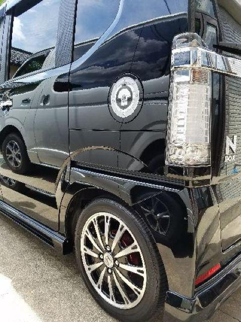 N-BOX 取付例あり フューエルリッドアルミステッカー丸型 < 自動車/バイク N-BOX 取付例あり フューエルリッドアルミステッカー丸型 < 自動車/バイク