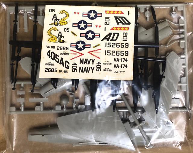 1/100 タミヤ リングテムコボート A-7A コルセアU < ホビー  1/100 タミヤ リングテムコボート A-7A コルセアU < ホビーの