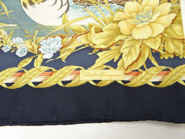 SalvatoreFerragamo tFK  ԕ VNXJ[t lCr[n}`J[USEDyz  uh 