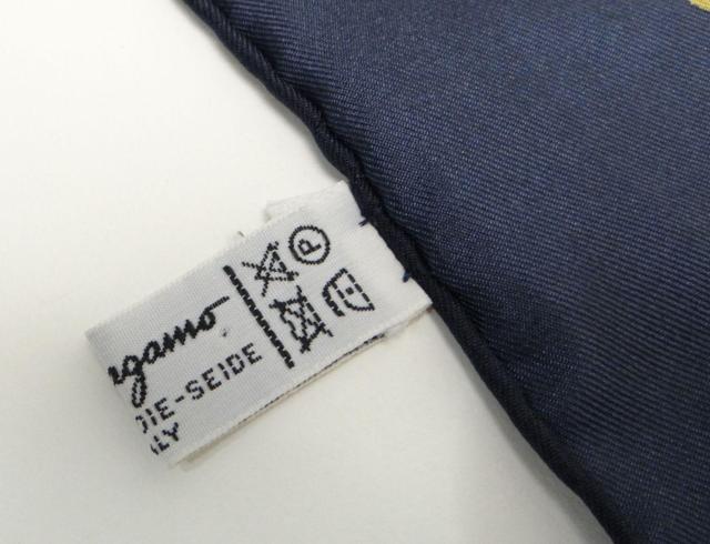 SalvatoreFerragamo tFK  ԕ VNXJ[t lCr[n}`J[USEDyz  uh 