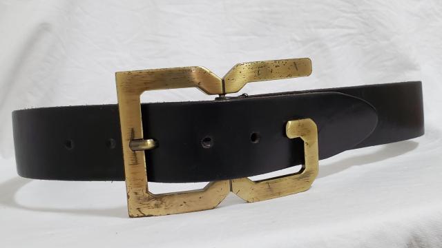 正規レア ドルチェ&ガッバーナ DG ロゴループバックル レザーベルト 黒革 85 最大級サイズ金具 エクストララージL アイコン < ブランド  正規レア ドルチェ&ガッバーナ DG ロゴループバックル レザーベルト 黒革 85 最大級サイズ金具 エクストララージL アイコン < ブランドの