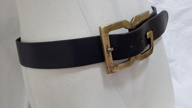 正規レア ドルチェ&ガッバーナ DG ロゴループバックル レザーベルト 黒革 85 最大級サイズ金具 エクストララージL アイコン < ブランド  正規レア ドルチェ&ガッバーナ DG ロゴループバックル レザーベルト 黒革 85 最大級サイズ金具 エクストララージL アイコン < ブランドの