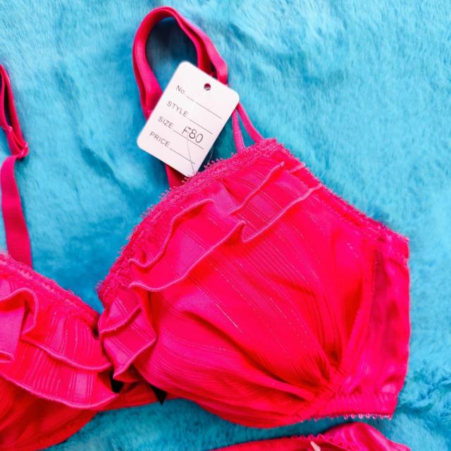 派手カワッ。。。F80×L。。ショッキングピンクジャガードストライプ柄ブラジャー&ショーツセット。。大きいサイズグラマー。。GAL < 女性ファッション  派手カワッ。。。F80×L。。ショッキングピンクジャガードストライプ柄ブラジャー&ショーツセット。。大きいサイズグラマー。。GAL < 女性ファッションの