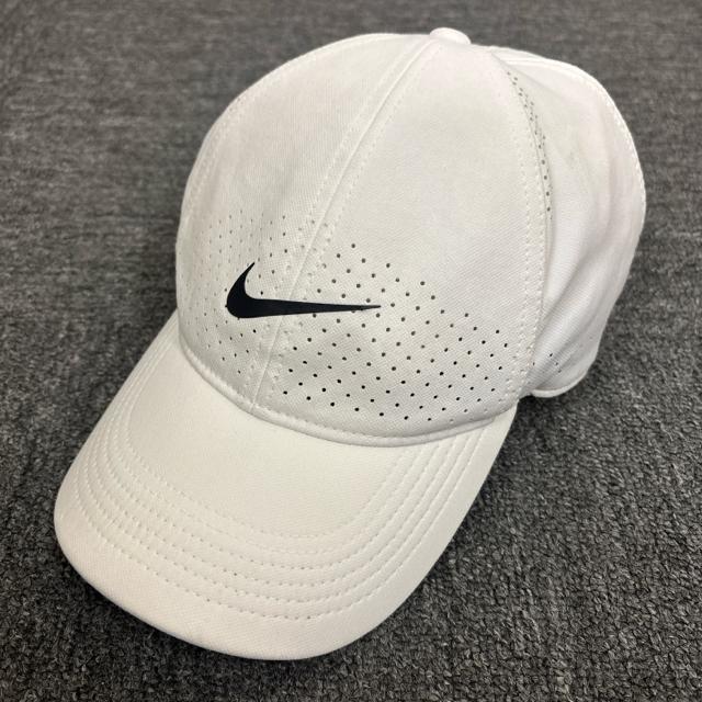 ���� NIKE �i�C�L LEGACY91 �L���b�v �X�q AV6953-100  �� �u�����h�� 