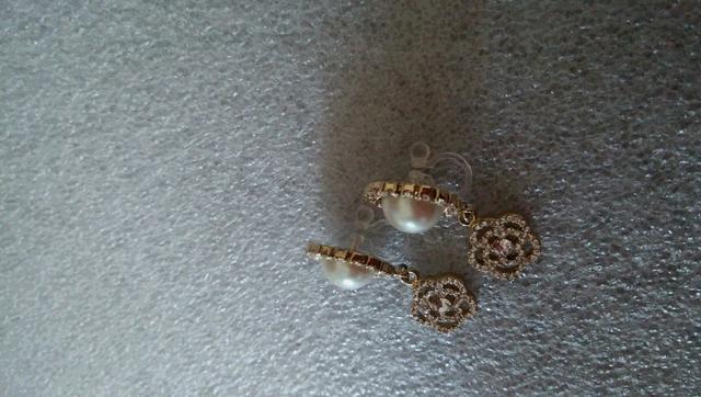 新品!CLATHAS クレイサス ピアリング カメリア < ブランド  新品!CLATHAS クレイサス ピアリング カメリア < ブランドの