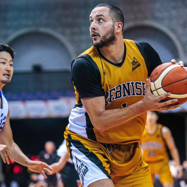 #1 ナイム・ラバイ選手 10周年記念ユニフォーム(直筆サイン入り)※上下セット < レジャー/スポーツ #1 ナイム・ラバイ選手 10周年記念ユニフォーム(直筆サイン入り)※上下セット < レジャー/スポーツの