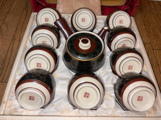 【未使用】丸谷焼 急須 湯呑み 10点 茶器セット 和食器 陶器 工芸品 青粒 十客茶器 花柄 箱付き < グルメ/ドリンク 【未使用】丸谷焼 急須 湯呑み 10点 茶器セット 和食器 陶器 工芸品 青粒 十客茶器 花柄 箱付き < グルメ/ドリンクの