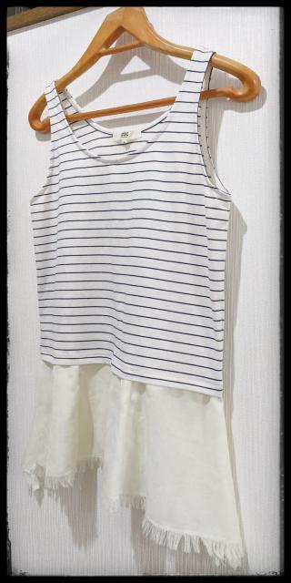 ★OZOC★オゾック★タンクトップ★フリル付き★Tシャツ★ワンピース★Mサイズ同等★部屋着★まとめ買い歓迎★ < ブランド  ★OZOC★オゾック★タンクトップ★フリル付き★Tシャツ★ワンピース★Mサイズ同等★部屋着★まとめ買い歓迎★ < ブランドの