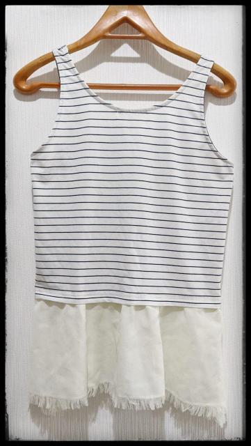 ★OZOC★オゾック★タンクトップ★フリル付き★Tシャツ★ワンピース★Mサイズ同等★部屋着★まとめ買い歓迎★ < ブランド  ★OZOC★オゾック★タンクトップ★フリル付き★Tシャツ★ワンピース★Mサイズ同等★部屋着★まとめ買い歓迎★ < ブランドの