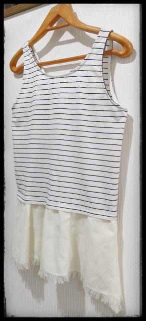 ★OZOC★オゾック★タンクトップ★フリル付き★Tシャツ★ワンピース★Mサイズ同等★部屋着★まとめ買い歓迎★ < ブランド  ★OZOC★オゾック★タンクトップ★フリル付き★Tシャツ★ワンピース★Mサイズ同等★部屋着★まとめ買い歓迎★ < ブランドの