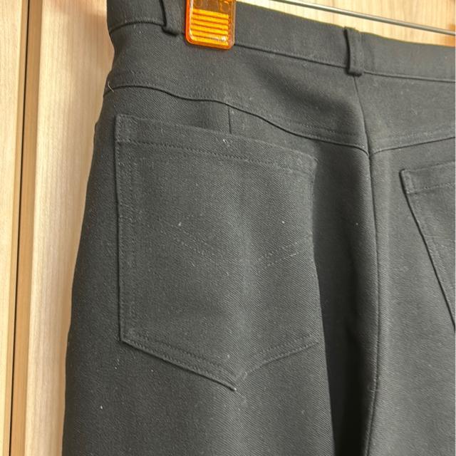 送料無料 黒パンツ ウエスト64 ボトムス 美品 真っ黒 < 女性ファッション  送料無料 黒パンツ ウエスト64 ボトムス 美品 真っ黒 < 女性ファッションの