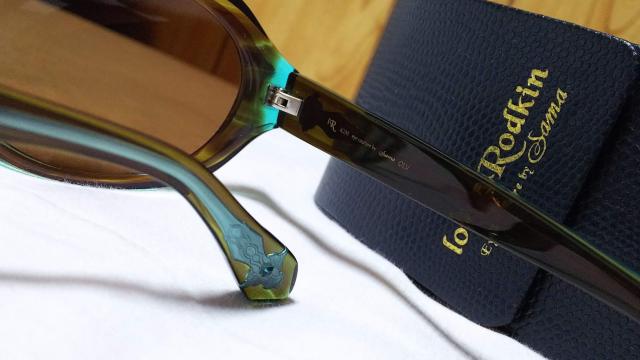 正規未 レア ローリーロドキン ミルグレイ ゴシッククロスサングラス グラマラスグラデーションフレーム 茶~緑 ラグジュアリー 箱 < ブランド 正規未 レア ローリーロドキン ミルグレイ ゴシッククロスサングラス グラマラスグラデーションフレーム 茶~緑 ラグジュアリー 箱 < ブランドの