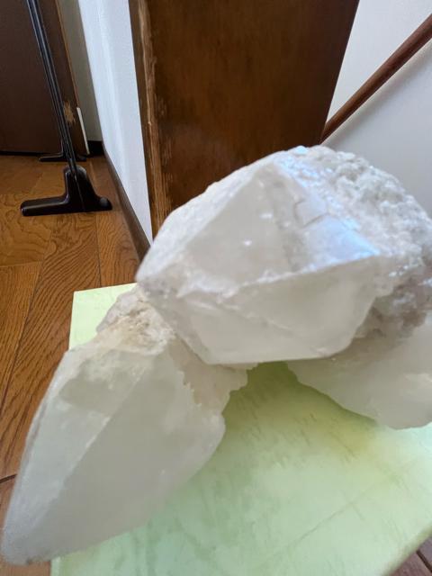 水晶クラスター!原石!塊!ずっしり!原石のみ!先が六角が2つ! < インテリア/ライフ  水晶クラスター!原石!塊!ずっしり!原石のみ!先が六角が2つ! < インテリア/ライフの