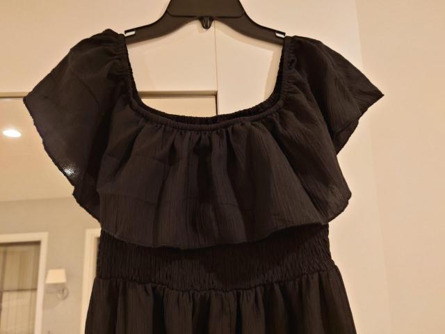 SHEIN 黒ロングワンピース 半袖 Мサイズ < 女性ファッション  SHEIN 黒ロングワンピース 半袖 Мサイズ < 女性ファッションの