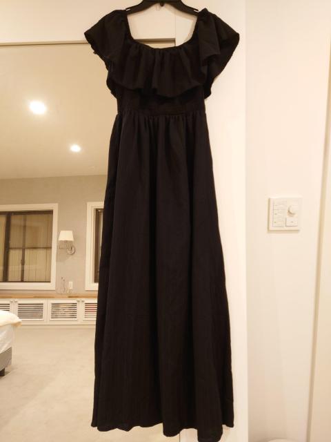 SHEIN 黒ロングワンピース 半袖 Мサイズ < 女性ファッション  SHEIN 黒ロングワンピース 半袖 Мサイズ < 女性ファッションの