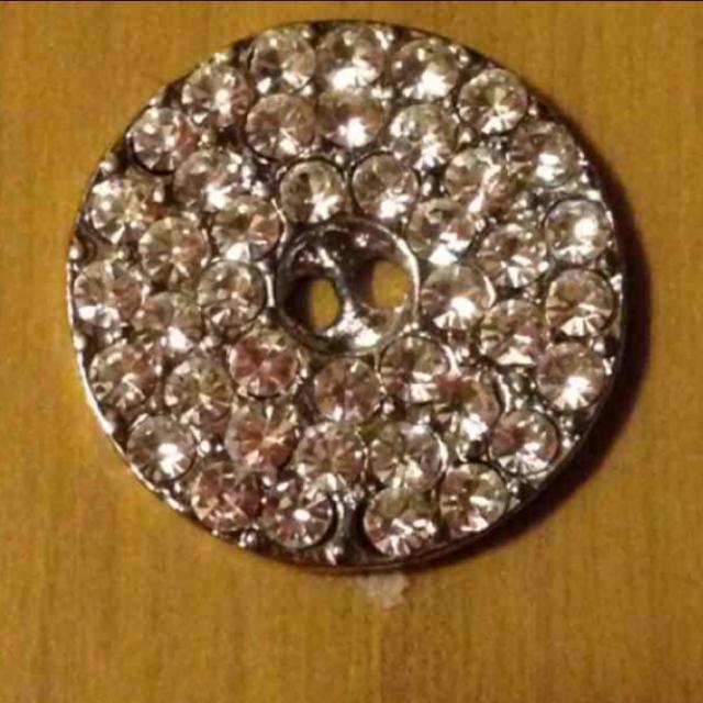 新品 シルバー ジルコン ボタン 5個 < 女性ファッション  新品 シルバー ジルコン ボタン 5個 < 女性ファッションの