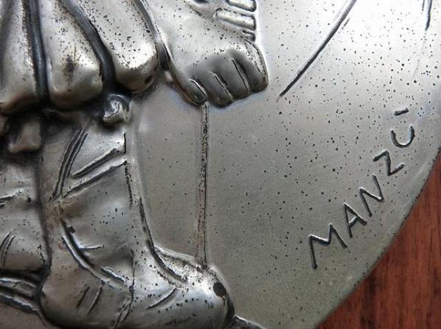 超超大特価!超貴重銀925の芸術品!イタリアの代表的彫刻家ジャコモ・マンズー氏作 レリーフ 銀製 925刻印 レリーフ重量483g < ホビー  超超大特価!超貴重銀925の芸術品!イタリアの代表的彫刻家ジャコモ・マンズー氏作 レリーフ 銀製 925刻印 レリーフ重量483g < ホビーの