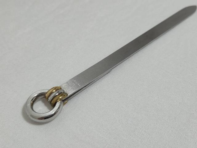 正規良 激レア カルティエ トリニティリング装飾 ロゴ ペーパーナイフ レターオープナー ラグジュアリー ステーショナリー 付属有 < ブランド 正規良 激レア カルティエ トリニティリング装飾 ロゴ ペーパーナイフ レターオープナー ラグジュアリー ステーショナリー 付属有 < ブランドの