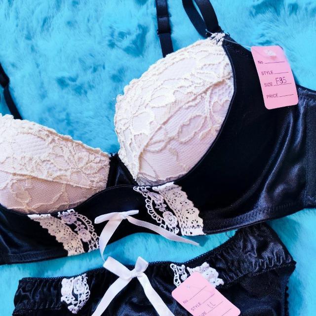 メイド風でエロカワッ。。F85×LL。。リフトアップ小悪魔ブラジャー&ショーツセット。。グラマー大きいサイズ お花柄。。。 < 女性ファッション  メイド風でエロカワッ。。F85×LL。。リフトアップ小悪魔ブラジャー&ショーツセット。。グラマー大きいサイズ お花柄。。。 < 女性ファッションの