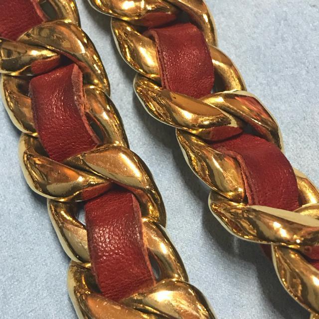 激レア 貴重 ヴィンテージ シャネル 極太チェーンベルト ゴールド/レッド < ブランド 激レア 貴重 ヴィンテージ シャネル 極太チェーンベルト ゴールド/レッド < ブランドの